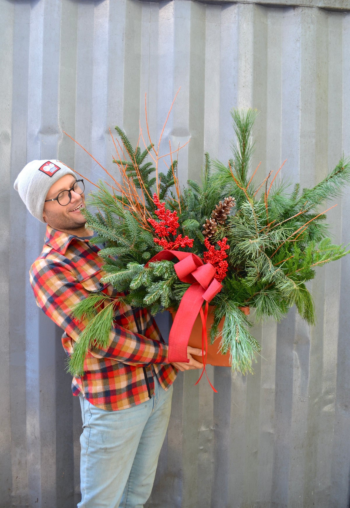 Shipped Porch Pot - Berries + Pinecones
