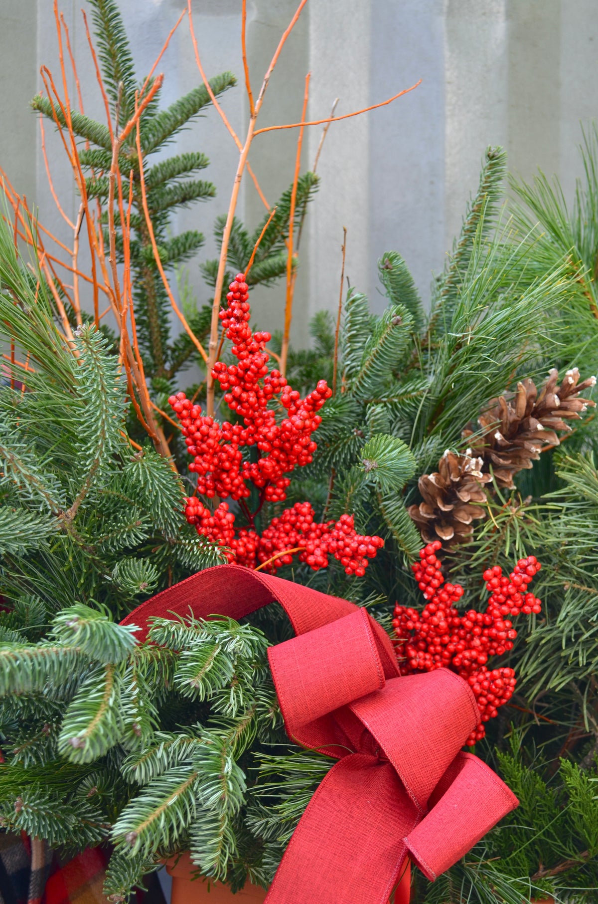 Shipped Porch Pot - Berries + Pinecones